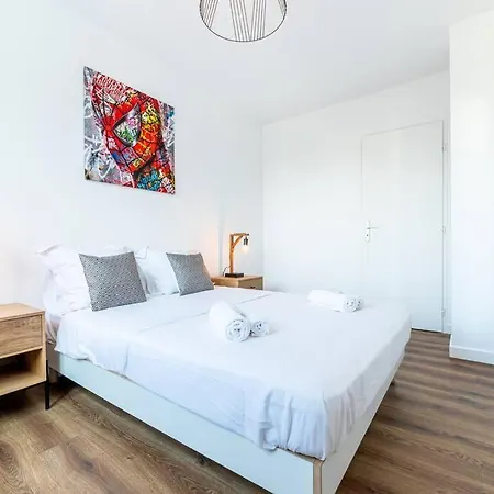 Esprit Marvel: 2 Chambres- Fibre- Balcon- Parking *