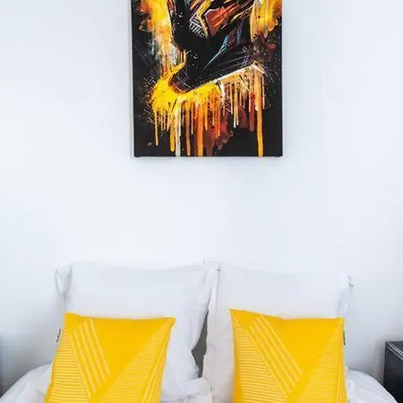 Esprit Marvel: 2 Chambres- Fibre- Balcon- Parking *