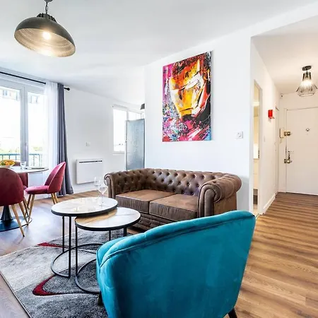 Esprit Marvel: 2 Chambres- Fibre- Balcon- Parking Appartamento *